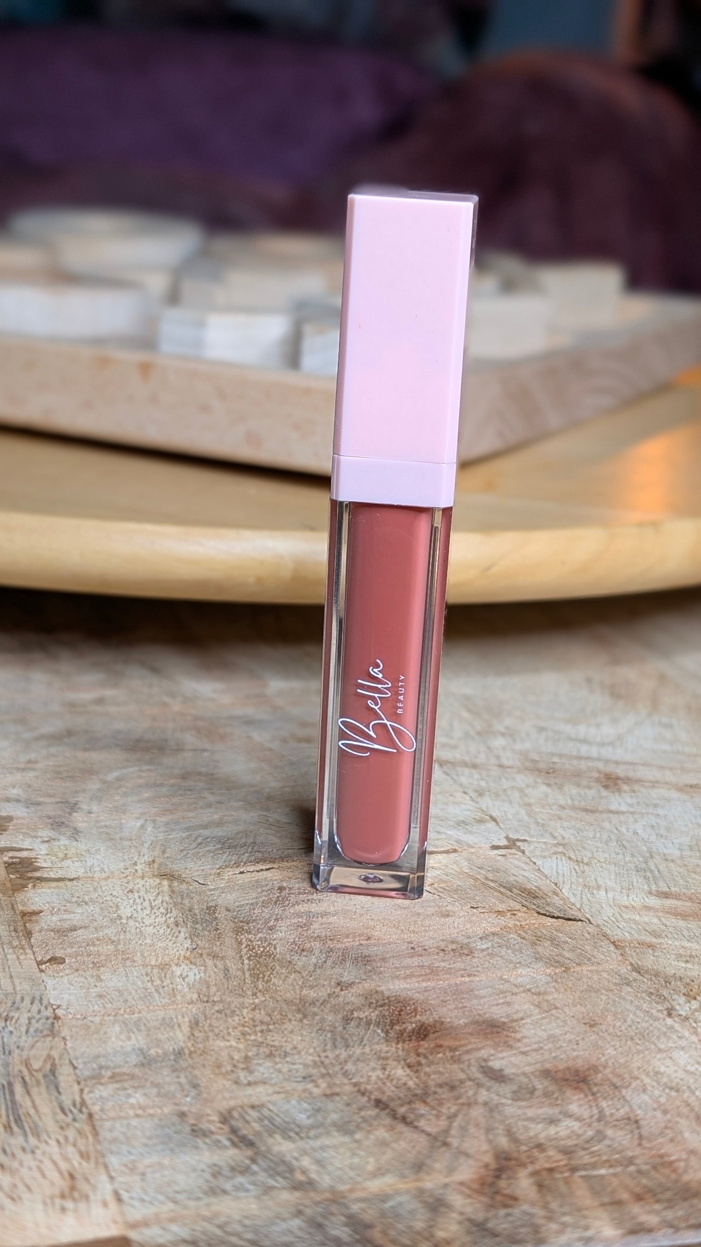 Bella Beauty Fall Collection Lipgloss strike